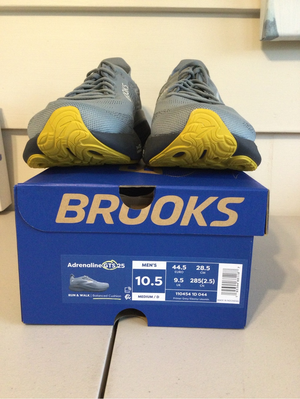 Brooks Gray Running Shoes with Yellow Soles